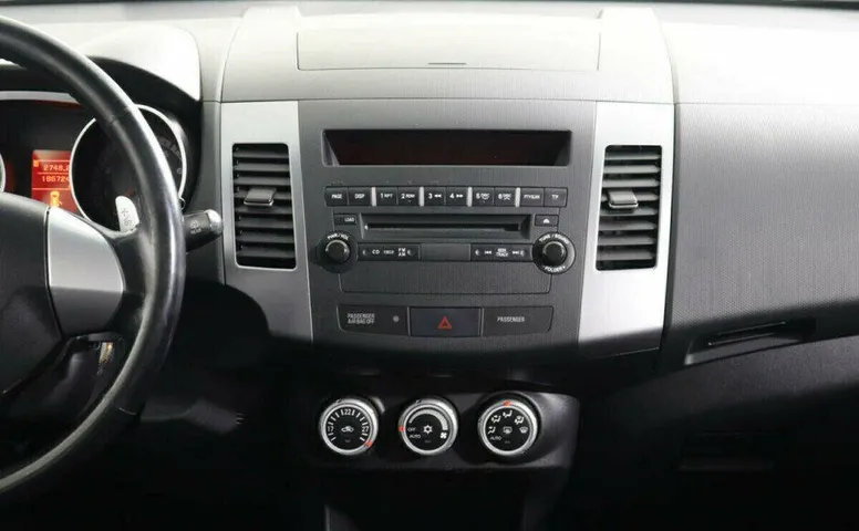 Mitsubishi Outlander 2.4 Вариатор