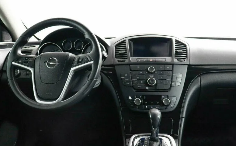 Opel Insignia 2.0 Автомат
