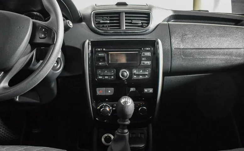 Nissan Terrano III (D10)