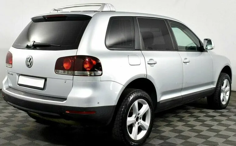Volkswagen Touareg 2.5 Автомат
