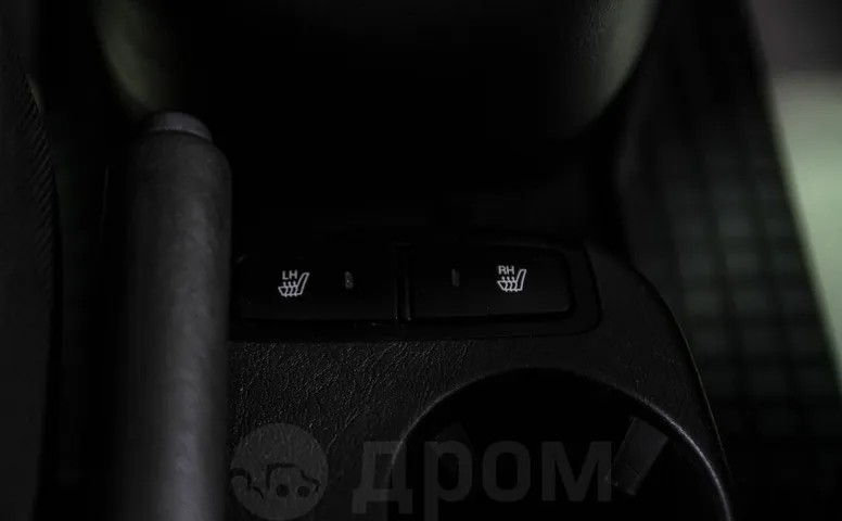 Hyundai Tucson, 1 поколение