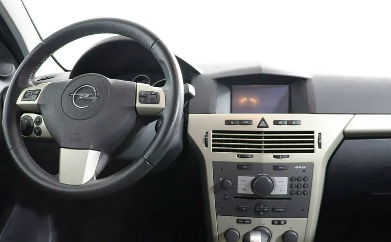 Opel Astra H Рестайлинг