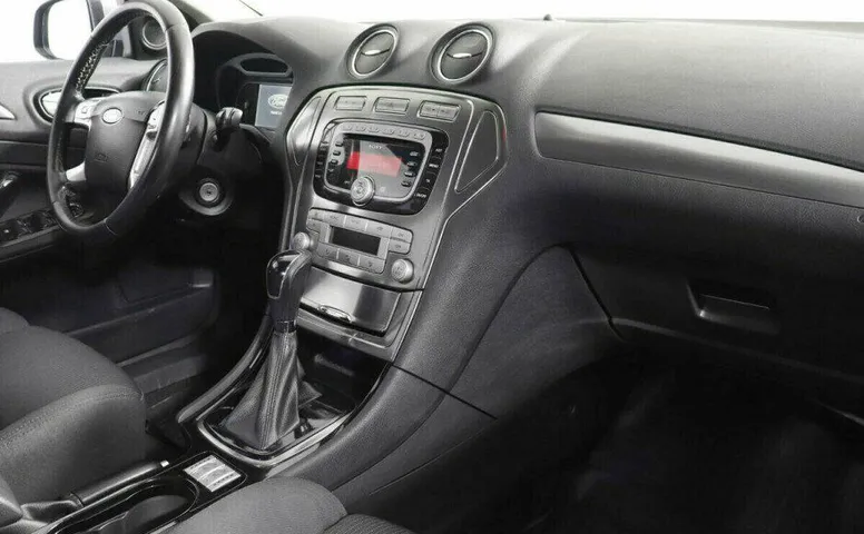 Ford Mondeo 2.0 Автомат