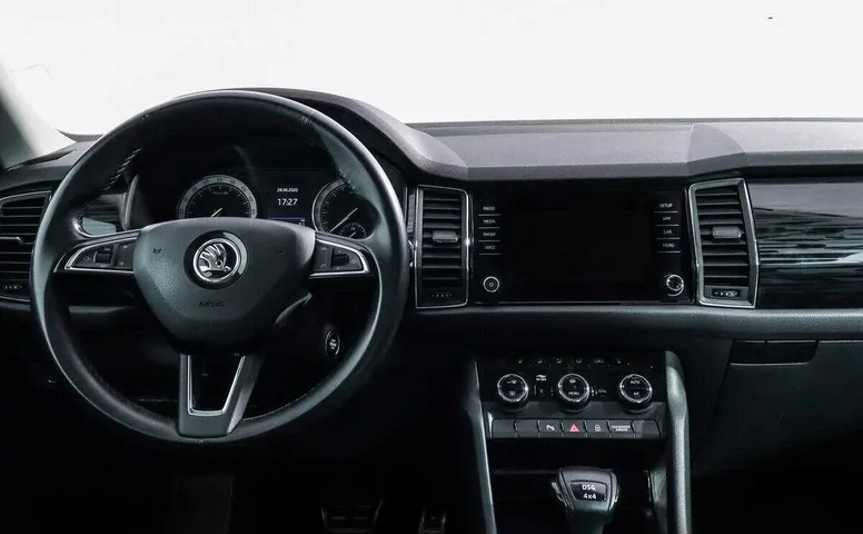 Skoda kodiaq робот 2018 с пробегом 46 624 км