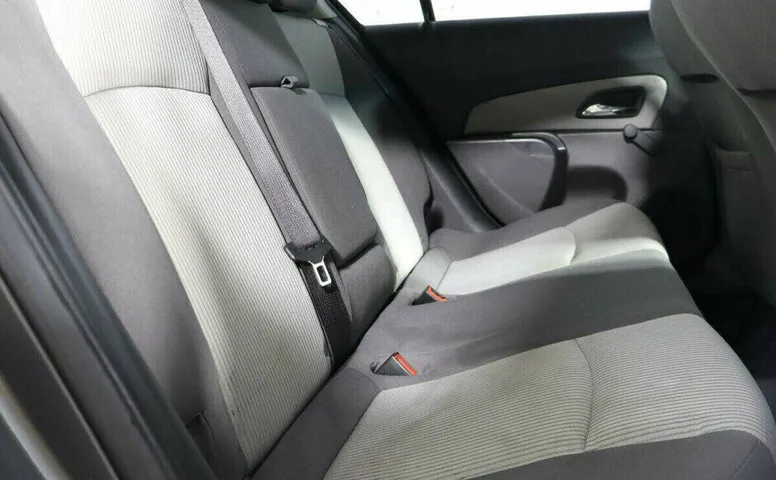 Chevrolet Cruze 1.6 Автомат