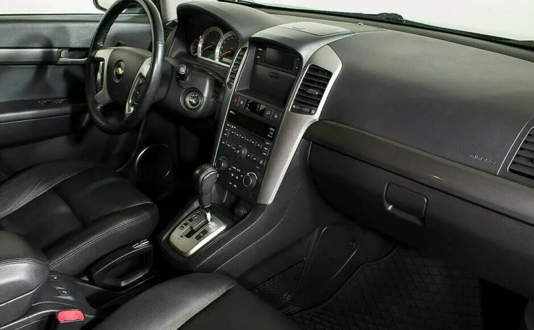 Chevrolet Captiva 3.2 Автомат