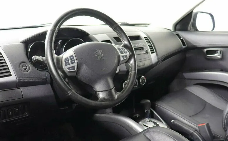 Peugeot 4007 2.4 Вариатор