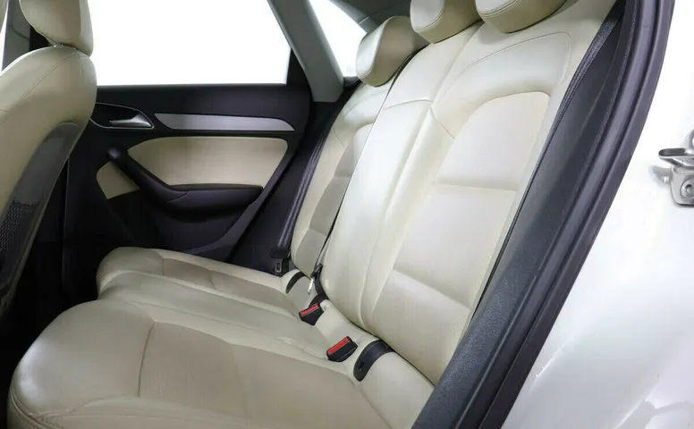 Audi Q3 I (8U)