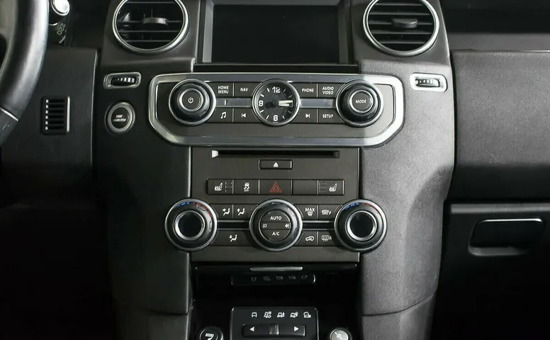 Land Rover Discovery IV
