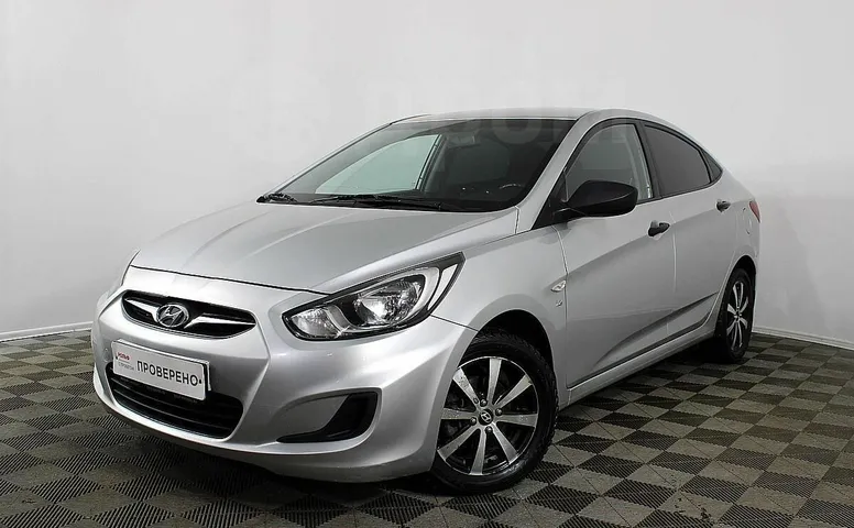Hyundai Solaris, 1 поколение