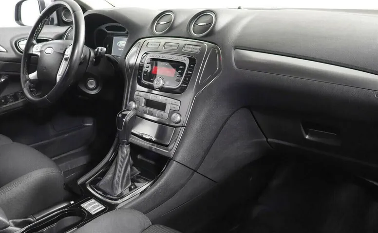 Ford Mondeo IV