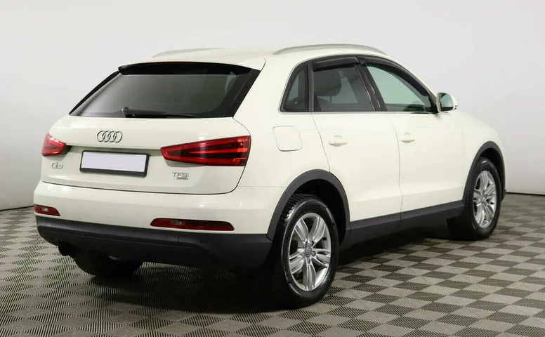 Audi Q3 I (8U)