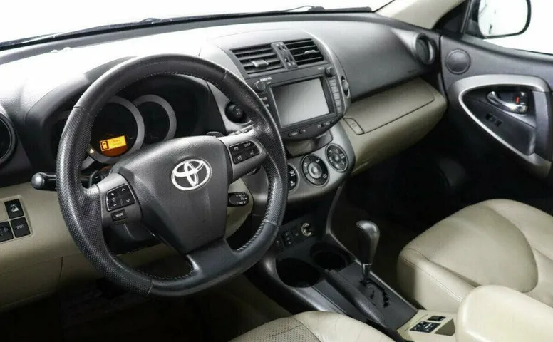 Toyota RAV4 2.0 Вариатор