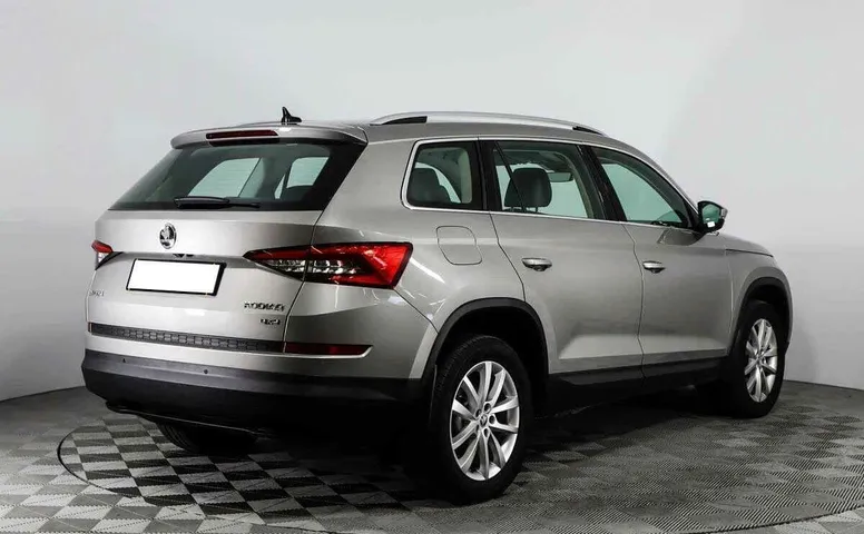 Skoda kodiaq робот 2019 с пробегом 35 708 км