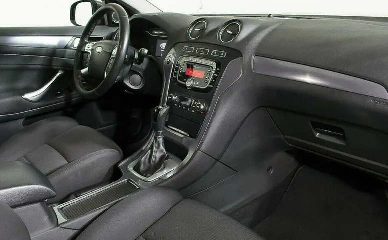Ford Mondeo 2.0 Робот
