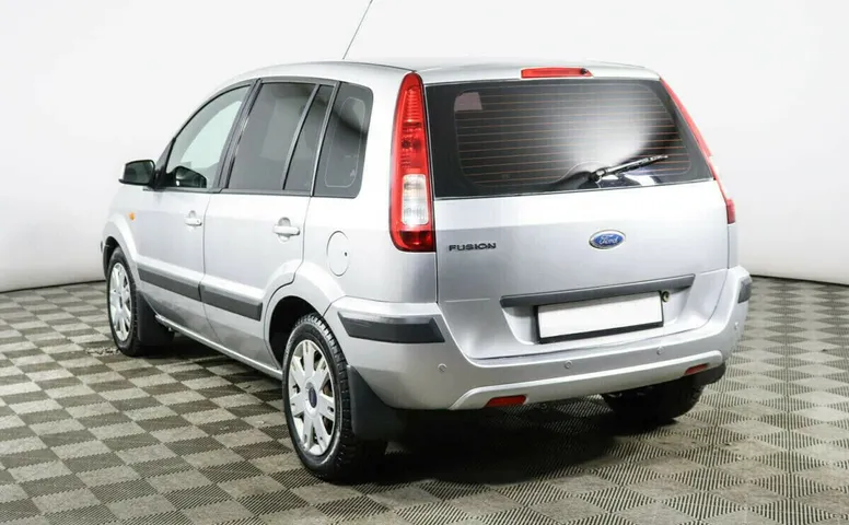 Ford Fusion I Рестайлинг