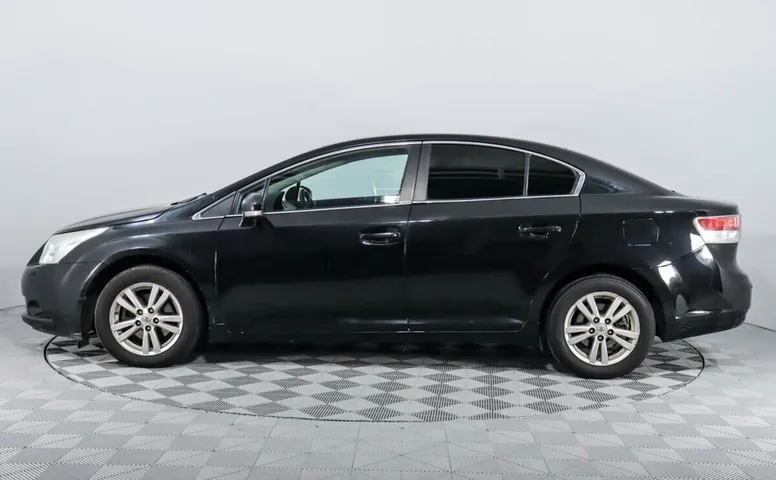 Toyota Avensis III