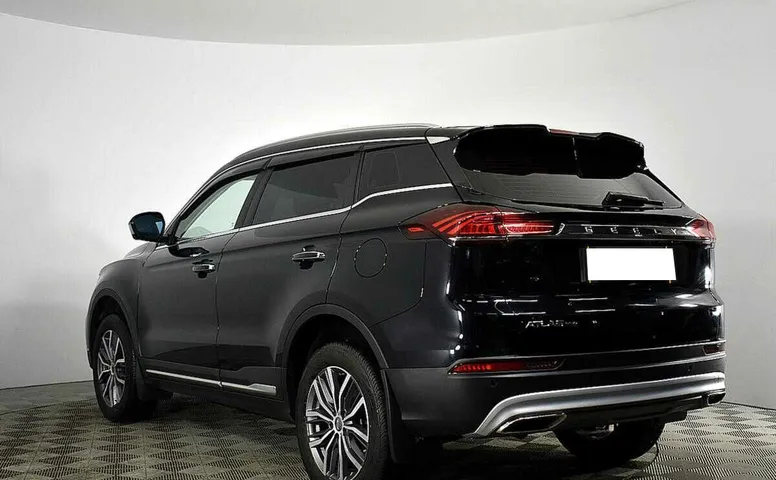 Geely atlas pro робот 2021 с пробегом 11 200 км