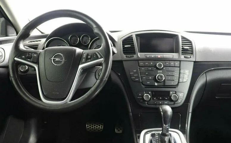 Opel Insignia 2.0 Автомат