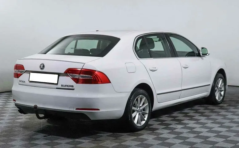 Skoda superb робот 2014 с пробегом 0 км