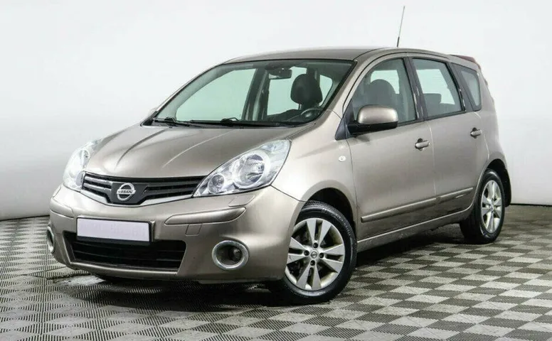 Nissan Note 1.6 Автомат