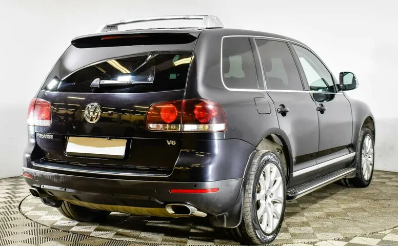Volkswagen Touareg I Рестайлинг