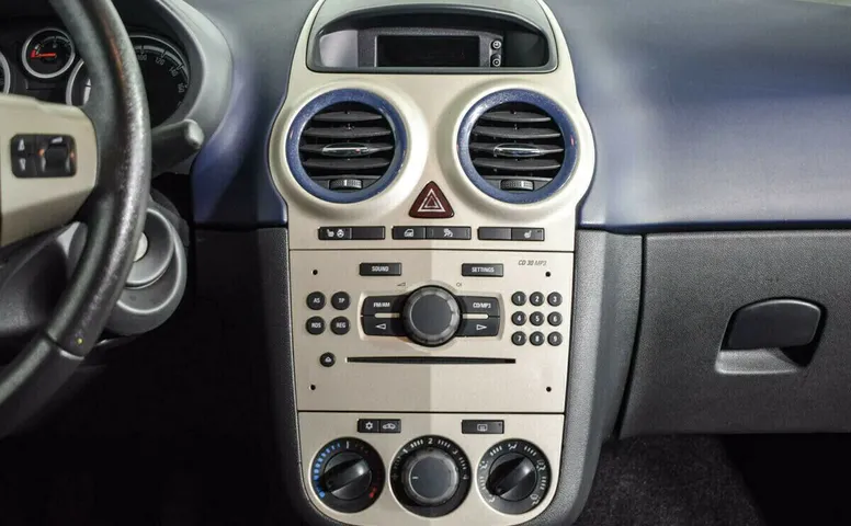 Opel Corsa D