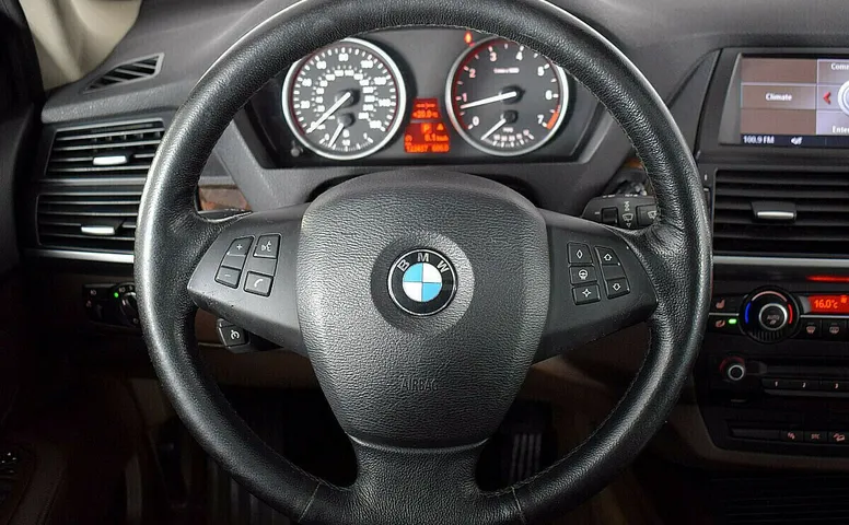 BMW X5 II (E70)