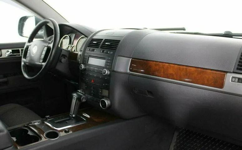 Volkswagen Touareg 2.5 Автомат