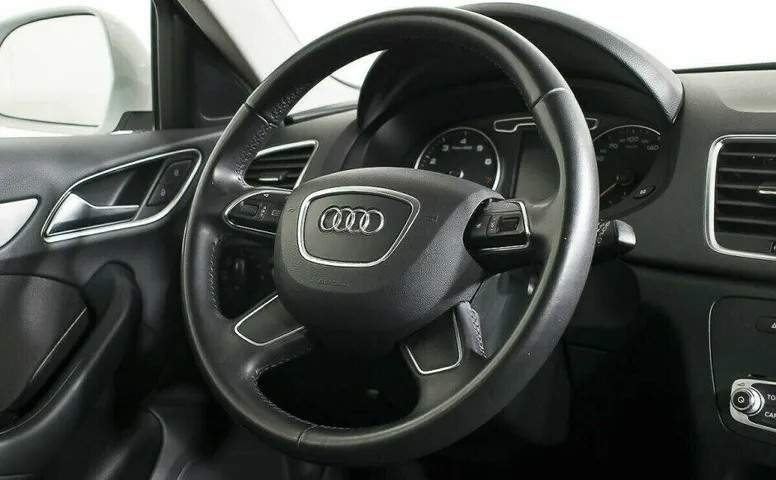 Audi Q3 2.0 Робот