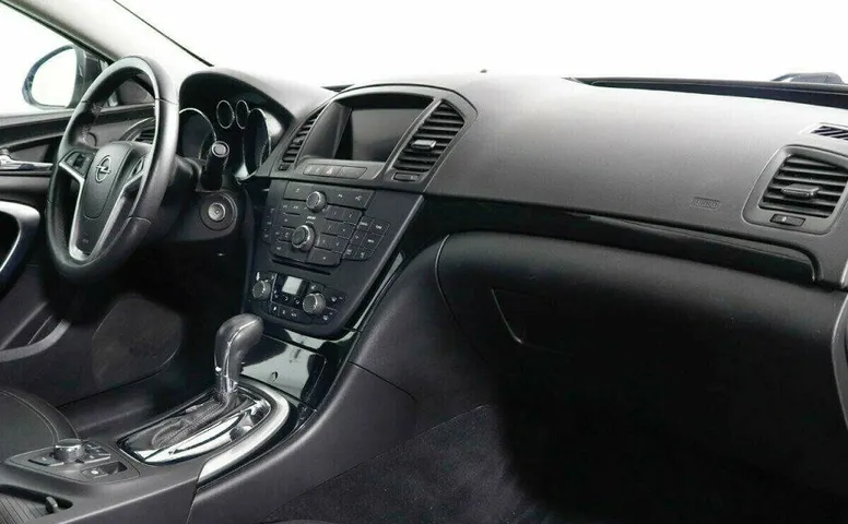 Opel Insignia 2.0 Автомат