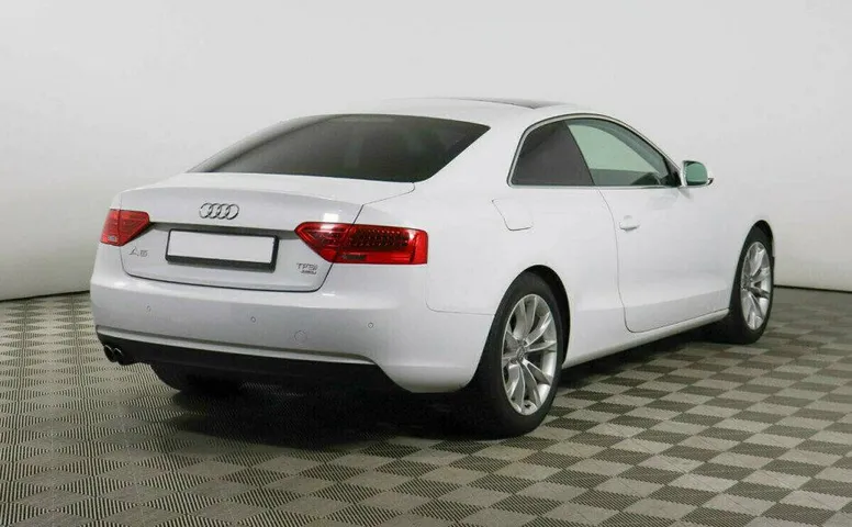 Audi A5 2.0 Робот