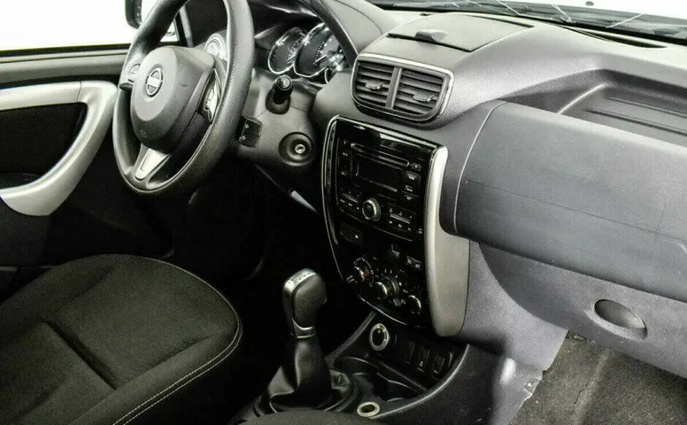 Nissan Terrano 2.0 Автомат