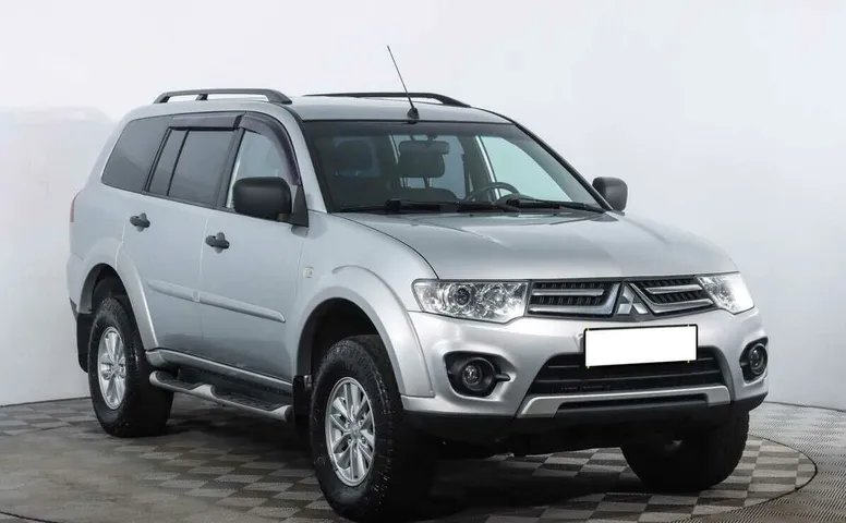 Mitsubishi pajero sport мкпп 2013 с пробегом 92 003 км