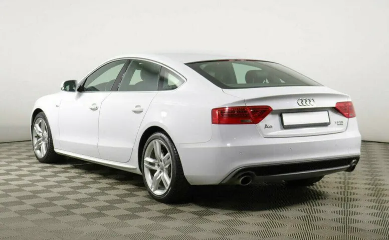 Audi A5 2.0 Робот