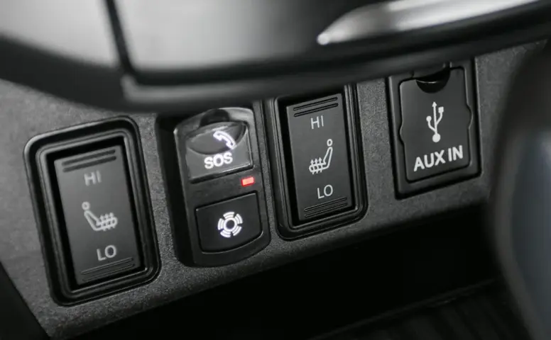 DongFeng AX7
