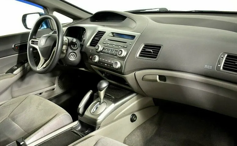 Honda Civic 1.8 Автомат