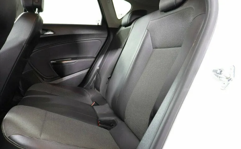 Opel Astra 1.4 Автомат