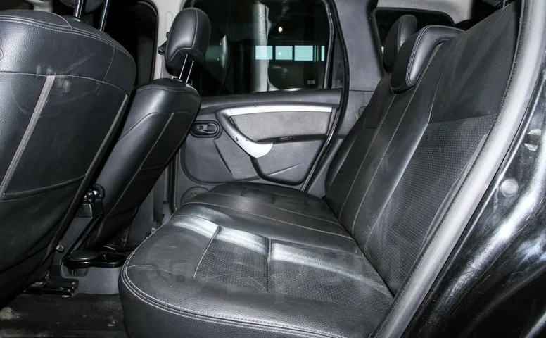 Renault Duster, 1 поколение