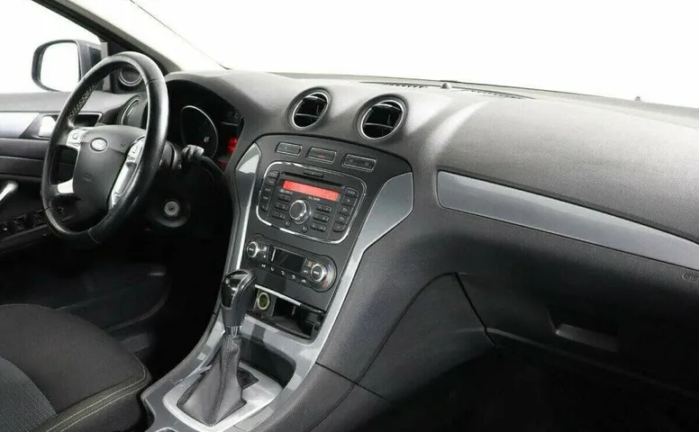 Ford Mondeo 2.3 Автомат
