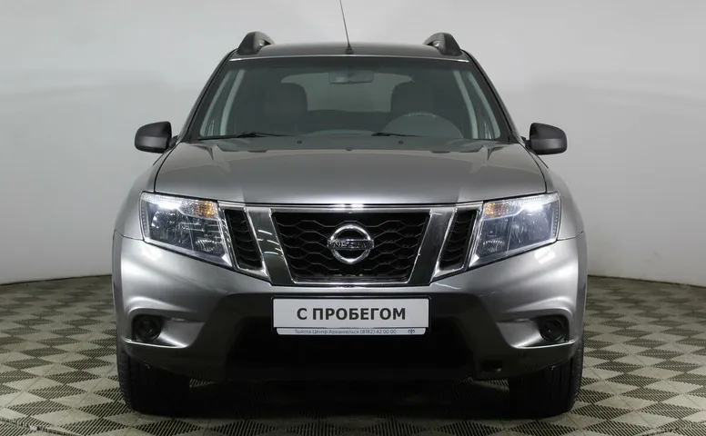 Nissan Terrano III (D10)