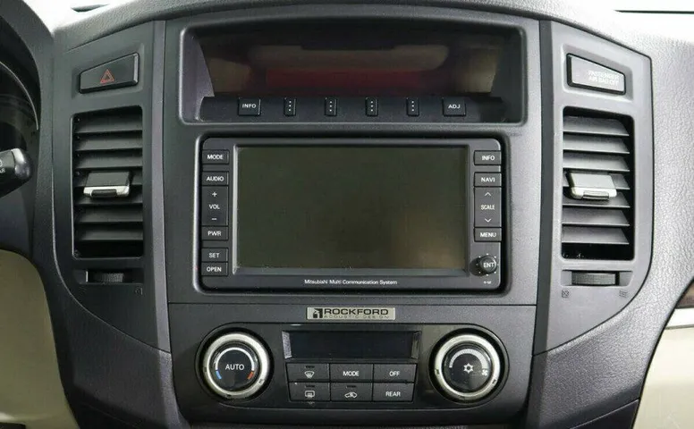 Mitsubishi Pajero 3.2 Автомат