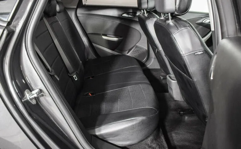 Opel Astra J