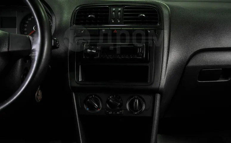 Volkswagen Polo, 5 поколение