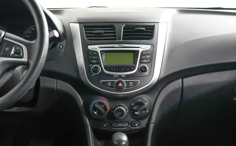 Hyundai Solaris I