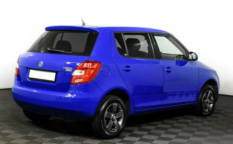 Skoda Fabia 1.6 Автомат