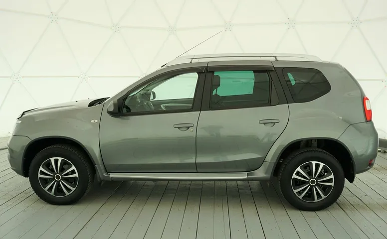 Nissan Terrano III (D10)