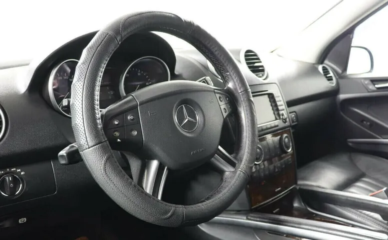 Mercedes-Benz M-Класс II (W164)
