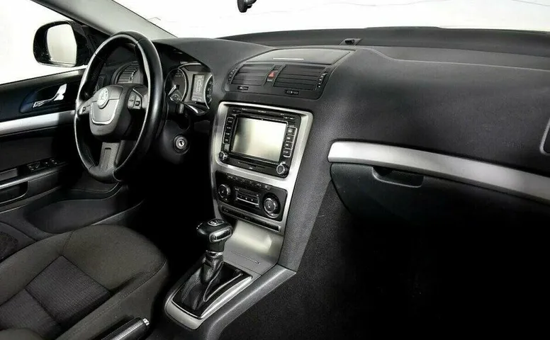 Skoda Octavia 1.4 Робот