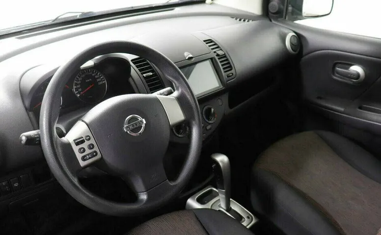 Nissan Note 1.6 Автомат